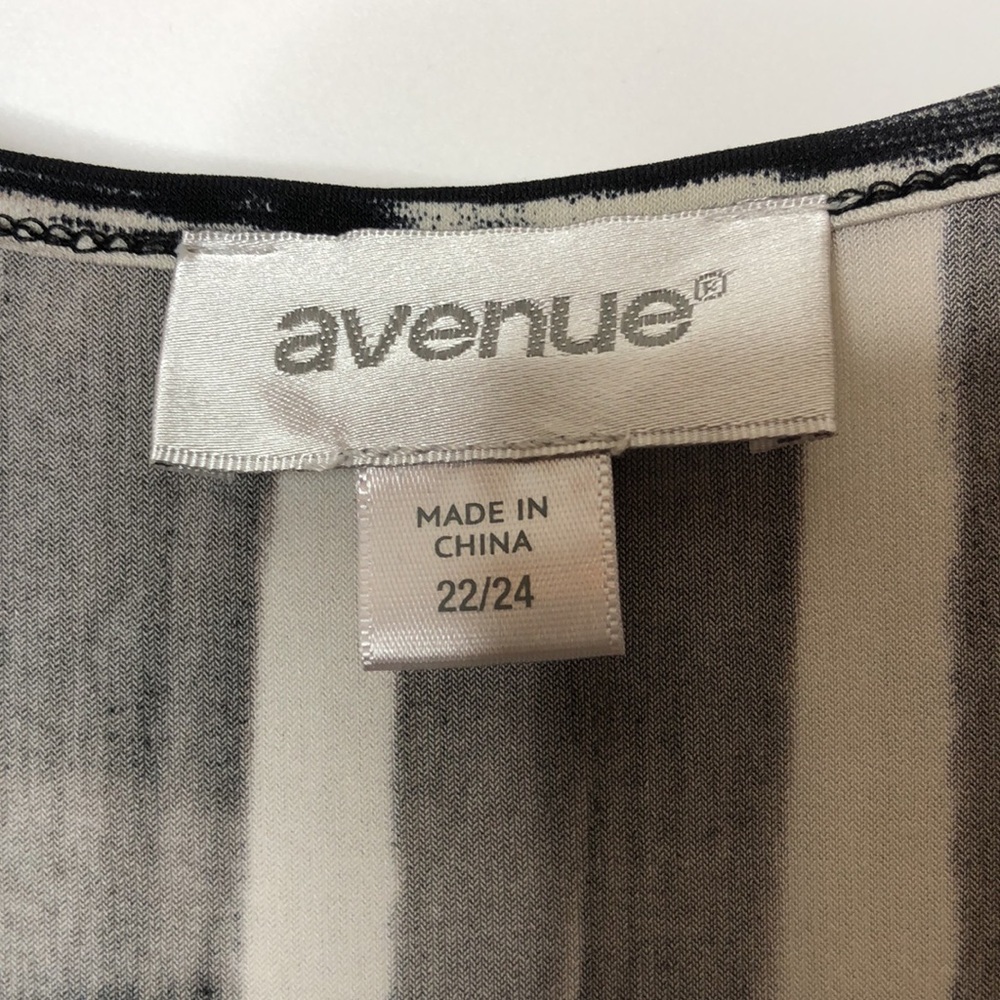 Avenue Women's Black White Sleeveless Tank Maxi Dress Size 22 24 Plus Size - Picture 2 of 5